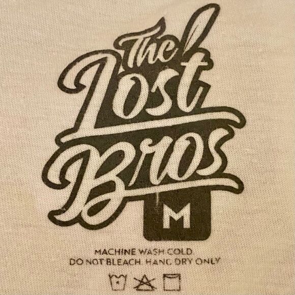 The Lost Bros Graphic TeeTropical Print Vacation Crash Landed Now I'm Winging It - Picture 4 of 4